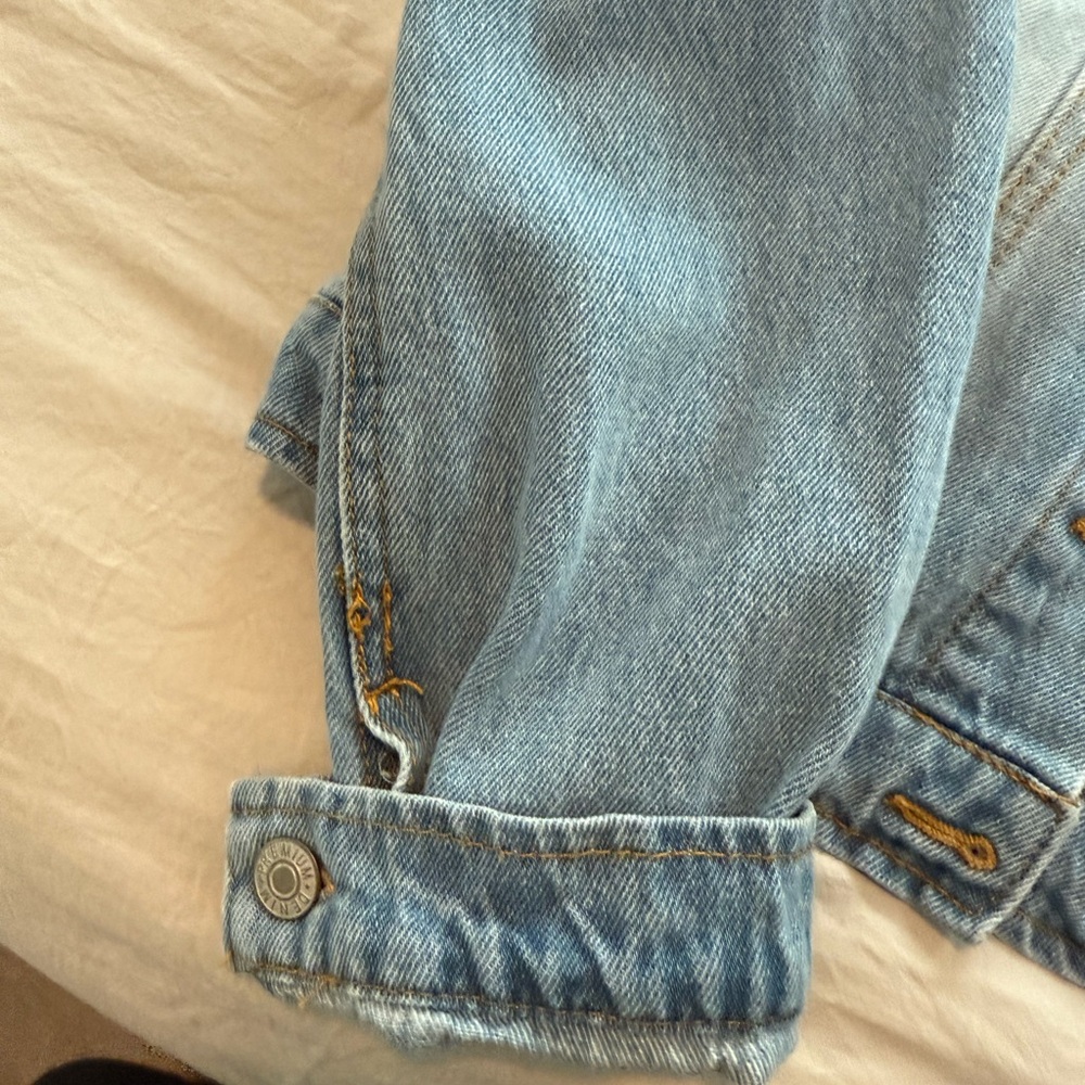 Jean jacket - Picture 3 of 5